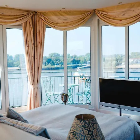 Hotel Faehrhaus Farge 4*